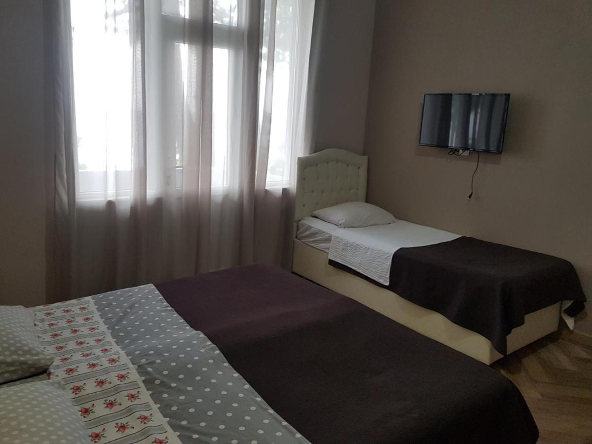 Midia Guest House Koboeleti Buitenkant foto