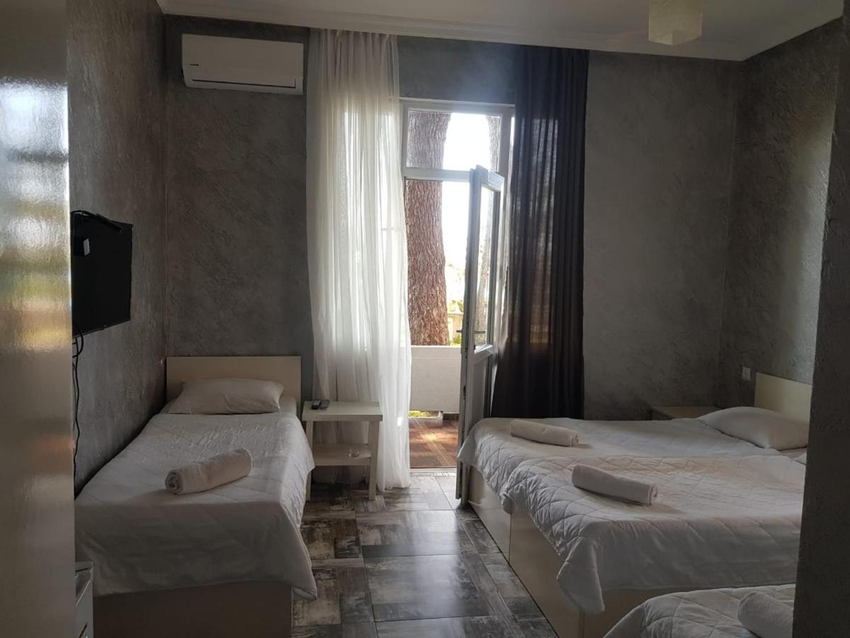 Midia Guest House Koboeleti Buitenkant foto