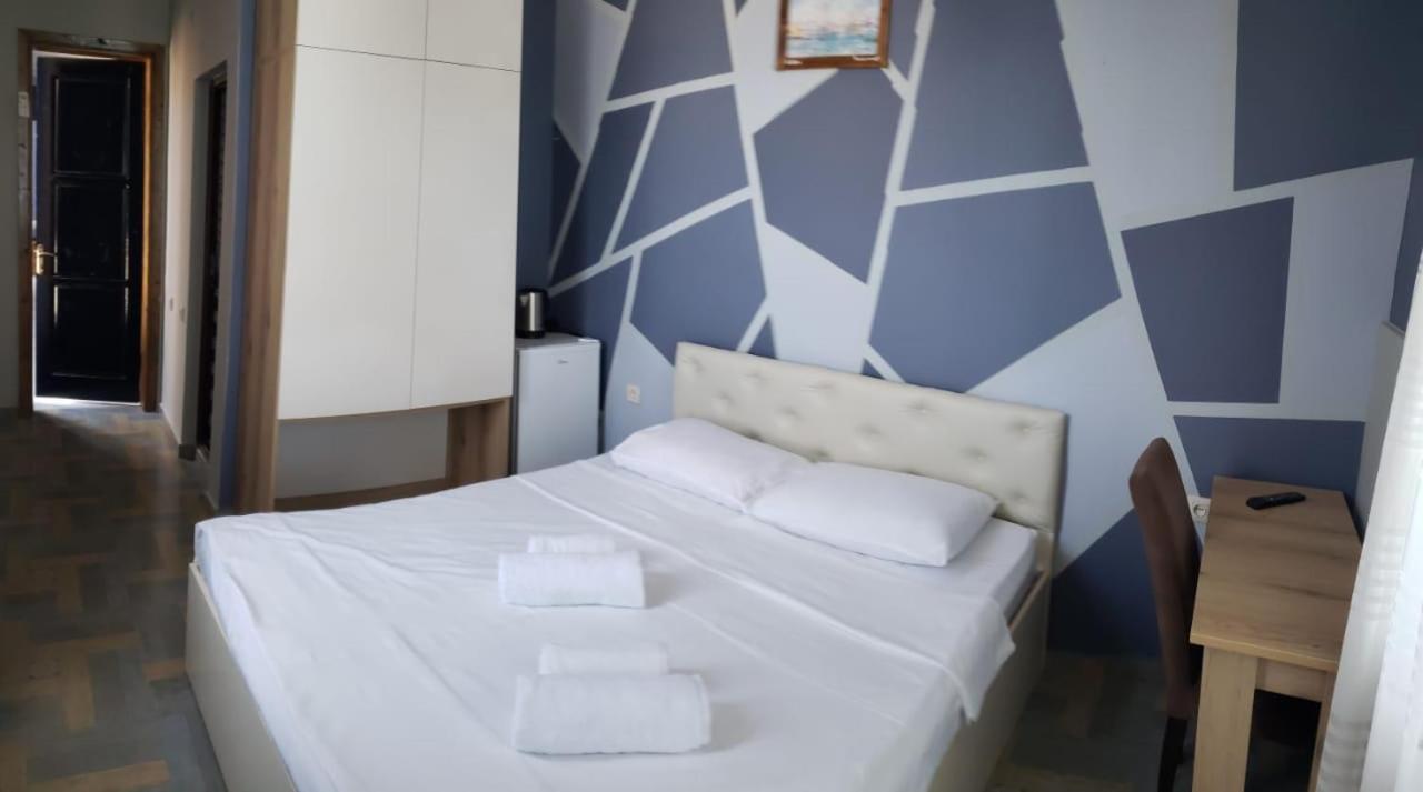 Midia Guest House Koboeleti Buitenkant foto