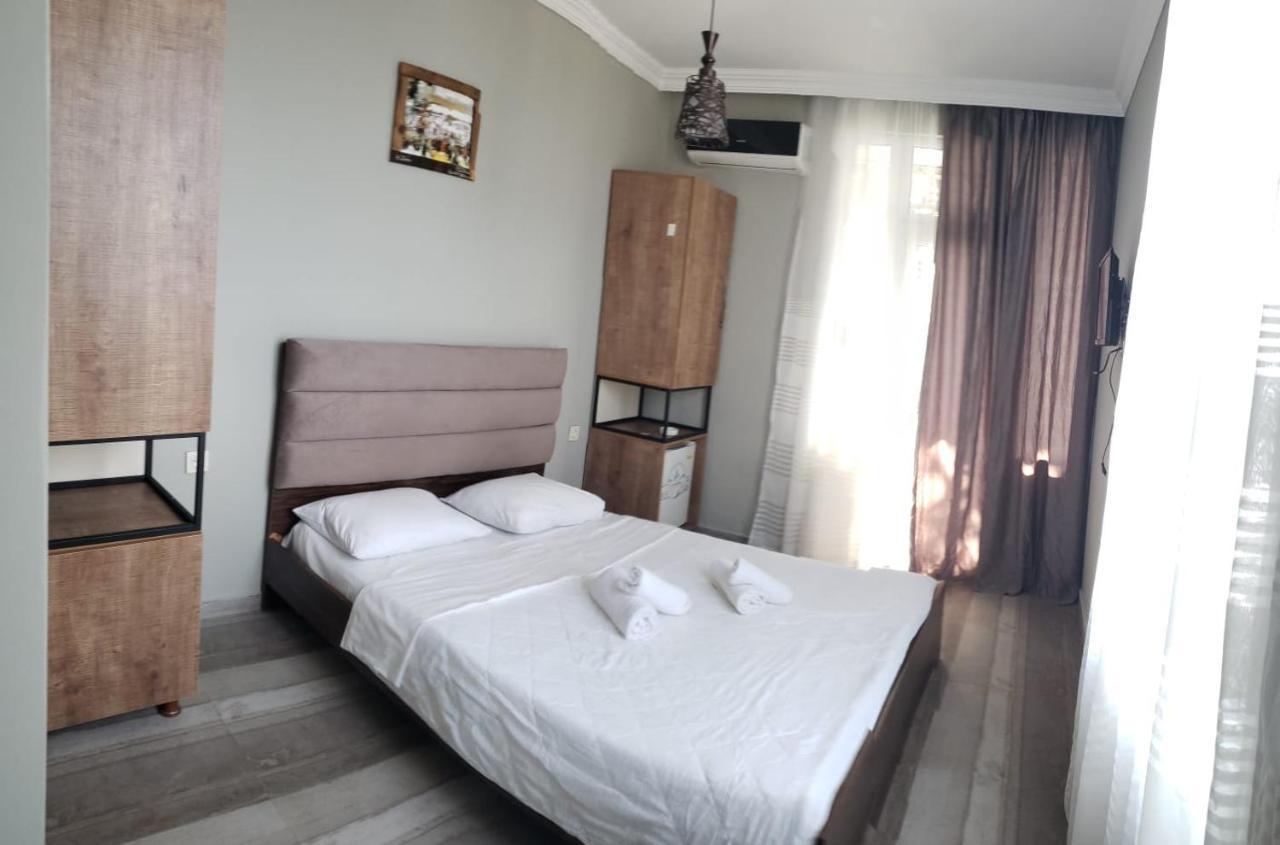 Midia Guest House Koboeleti Buitenkant foto