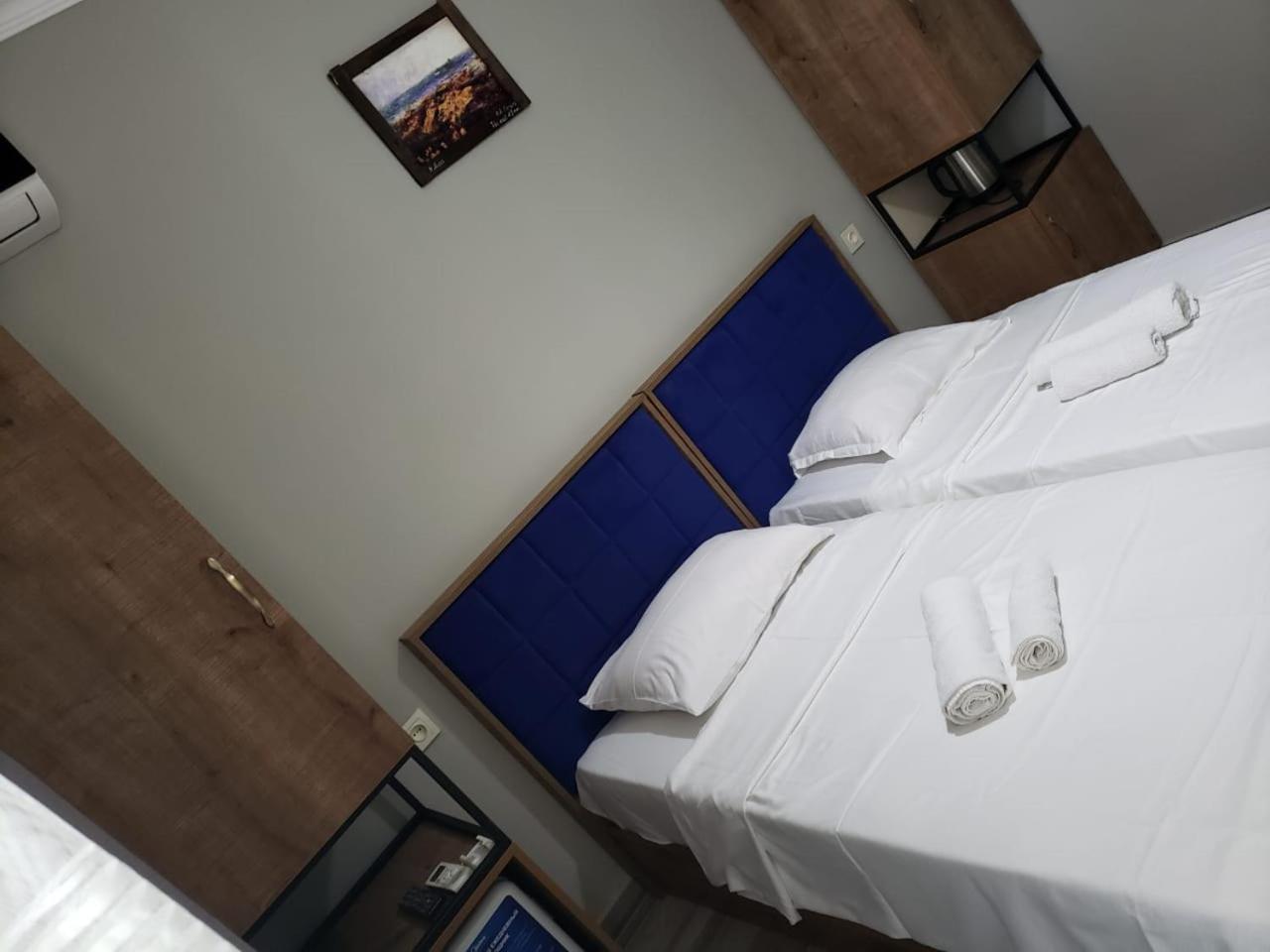 Midia Guest House Koboeleti Buitenkant foto