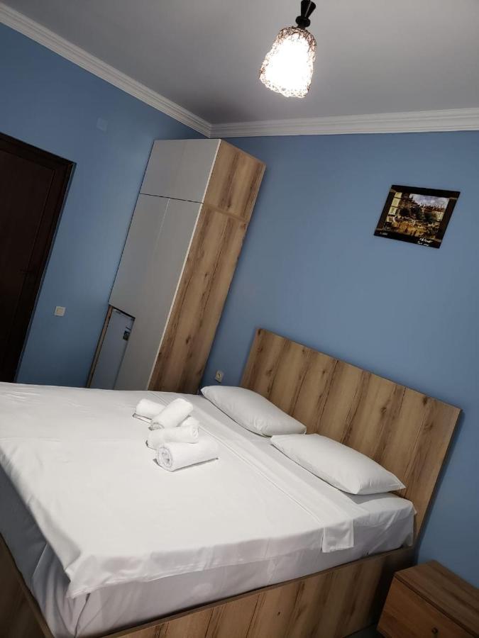 Midia Guest House Koboeleti Buitenkant foto