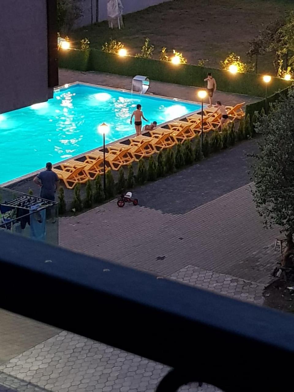 Midia Guest House Koboeleti Buitenkant foto